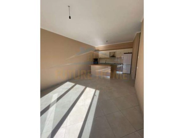 Tirane, shitet apartament 2+1+BLK Kati 7, 102 m² 150.000 Euro (Teodor Keko)