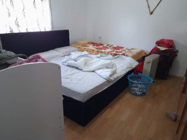 Tirane, jepet me qera apartament 1+1+BLK Kati 9, 50 m² 300 Euro