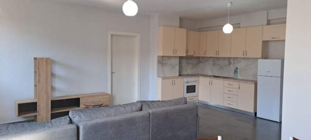 Tirane, jepet me qera apartament Kati 4, 74 m² 260 Euro (Shkoze)