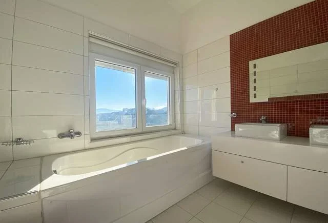 Tirane, shitet Vile 3 Katshe Kati 0, 491 m² 1,000,000 Euro (REZIDENCA “KODRA E DIELLIT 1”)