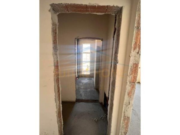 Tirane, shes apartament 1+1+BLK Kati 4, 65 m² 79.000 Euro (Unaza e Re)