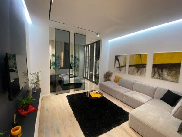 Tirane, shitet garsonier Kati 2, 44 m² 91.000 Euro (21 Dhjetori)