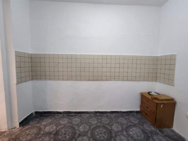 Tirane, shitet apartament 2+1 Kati 4, 77 m² 125.000 Euro (sheshi Uillson)