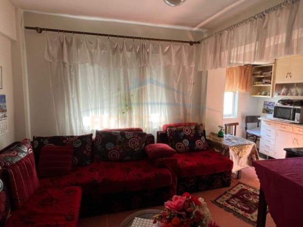 Korce, shitet apartament 2+1+BLK Kati 5, 74 m² 26.500 Euro (Lagjia 16, Korçë)