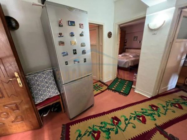 Korce, shitet apartament 2+1+BLK Kati 5, 74 m² 26.500 Euro (Lagjia 16, Korçë)