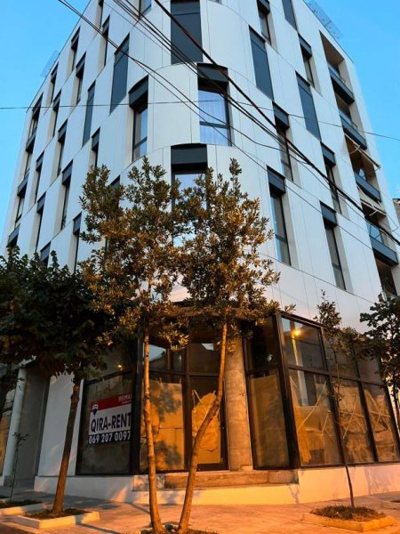 Tirane, jepet me qera ambjent biznesi Kati 0, 170 m² 1.400 Euro (Rr.Sulejman Pitarka)