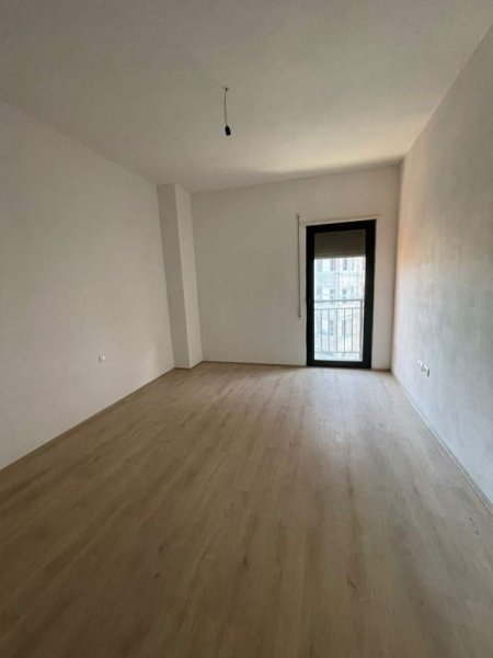 Tirane, shitet apartament 2+1+BLK Kati 5, 102 m² 140.000 Euro