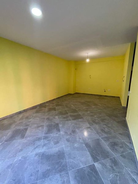 Tirane, jepet me qera 2+1+BLK Kati 2, 400 Euro