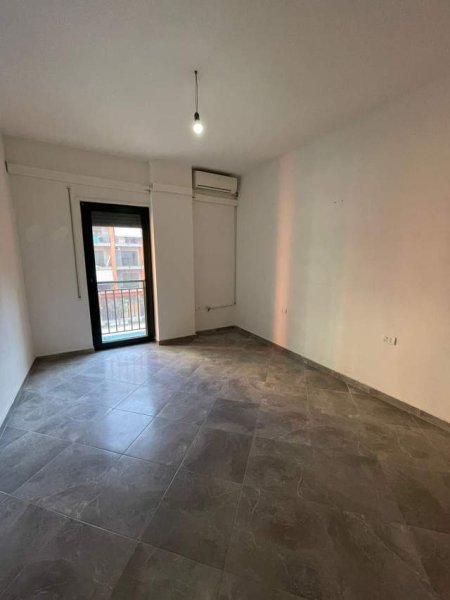 Tirane, jepet me qera 2+1+BLK Kati 2, 400 Euro