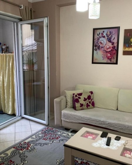 Vlore, shitet apartament 2+1 Kati 2, 92 m² 111.000 Euro/m2 (Lungomare)