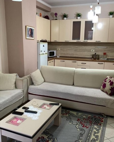 Vlore, shitet apartament 2+1 Kati 2, 92 m² 111.000 Euro/m2 (Lungomare)