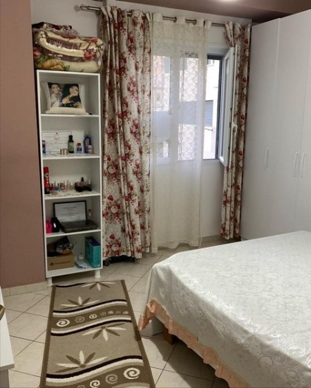 Vlore, shitet apartament 2+1 Kati 2, 92 m² 111.000 Euro/m2 (Lungomare)