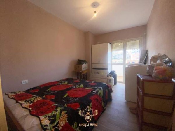 Durres, jap me qera apartament 2+1+BLK Kati 2, 99 m² 220 Euro (Karburant Pernoca)