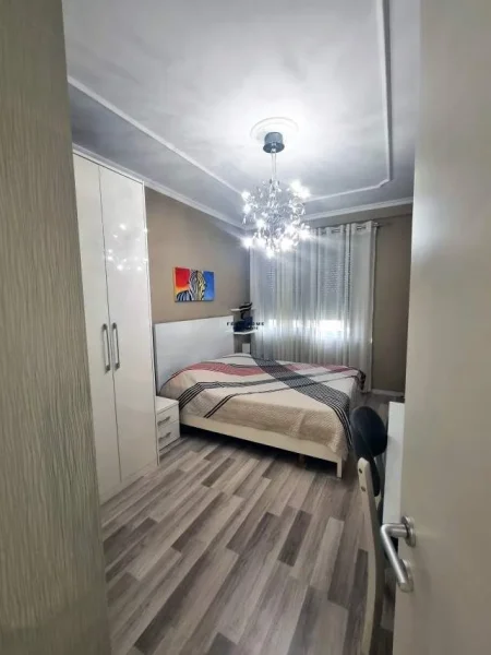 Tirane, shitet apartament 2+1+Ballkon Kati 6, 95 m² 182.000 € (TREGU ELEKTRIK)