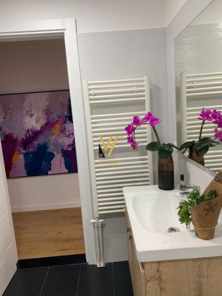 Tirane, jepet me qera apartament 2+1+Ballkon Kati 7, 100 m² 850 € (RRUGA E KOSOVAREVE)