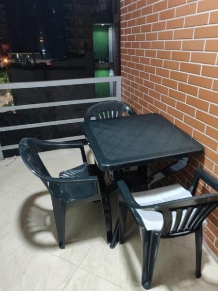 Tirane, jepet me qera apartament 1+1+Ballkon Kati 4, 68 m² 500 € (Kryqezimi i Selvise prane Black Diamond Hotel ( rruga Siri Kodra))