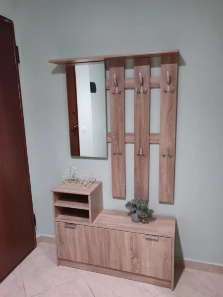 Tirane, jepet me qera apartament 1+1+Ballkon Kati 4, 68 m² 500 € (Kryqezimi i Selvise prane Black Diamond Hotel ( rruga Siri Kodra))