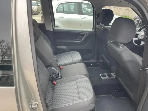 Tirane, shes makine SKODA ROOMSTER Nafte, gri e erret manuale Klima 210.000 km 5.700 €