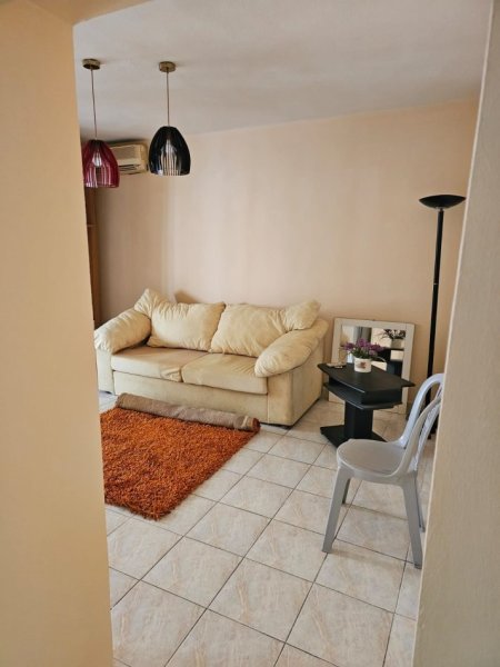 Tirane, jepet me qera apartament 1+1 Kati 2, 60 m² 450 € (Selvia)
