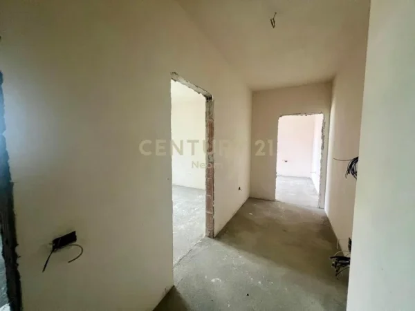 Tirane, shitet apartament 2+1+Aneks+Ballkon Kati 4, 112 m² 128.600 € (Neom110448)