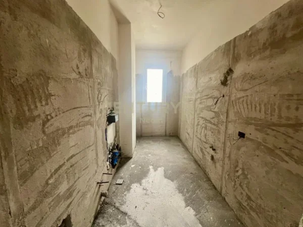 Tirane, shitet apartament 2+1+Aneks+Ballkon Kati 4, 112 m² 128.600 € (Neom110448)