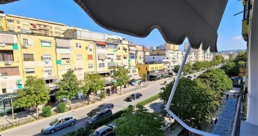 Tirane, jepet me qera ambjent biznesi Kati 0, 150 m² 1.000 € (21 DHJETORI)