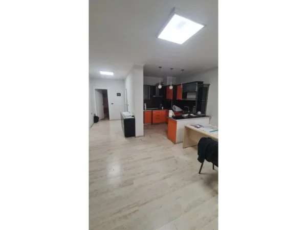 Tirane, shes apartament 2+1+Aneks+Ballkon Kati 6, 93 m² 185.000 € (SALI BUTKA)