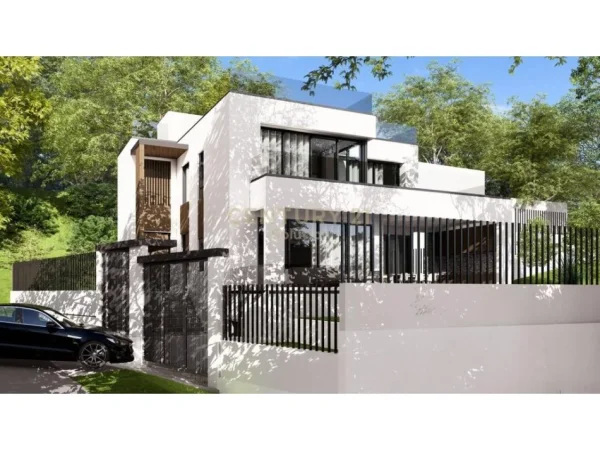 Tirane, shitet toke , 1.000 m² 280.000 € (Sauk)