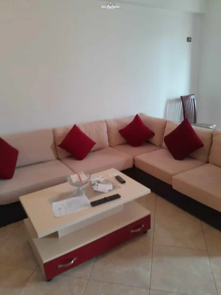 Tirane, jepet me qera apartament 2+1 Kati 7, 104 m² 600 € (rruga e kavajes)
