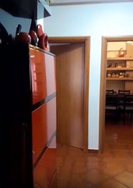 Tirane, jepet me qera apartament 3+1 Kati 6, 95 m² 450 € (Rruga e Durresit)