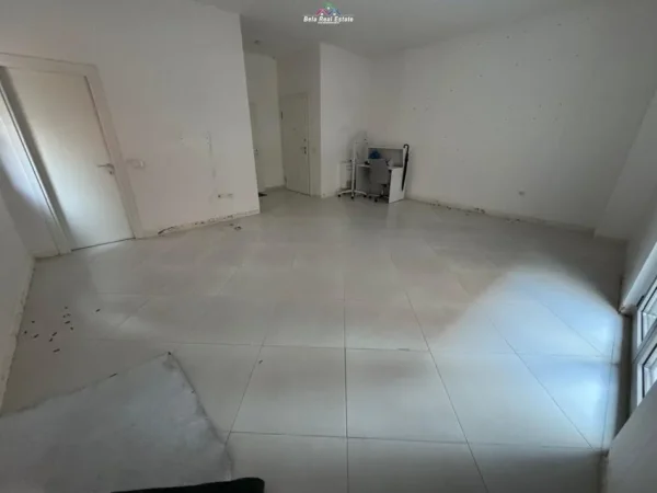Tirane, jepet me qera zyre Kati 2, 50 m² 800 € (delijorgji)