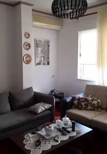 Tirane, jepet me qera apartament 2+1 Kati 6, 94 m² 450 € (Fusha e Aviacionit)