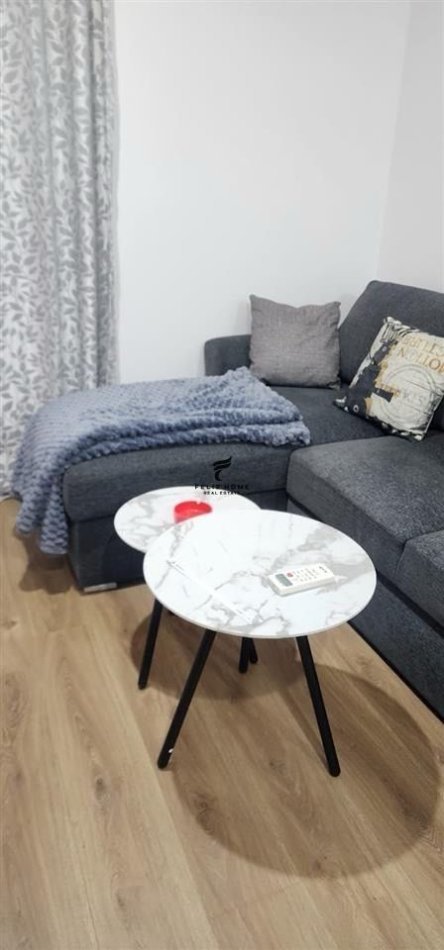 Tirane, jepet me qera garsonier 1+1 Kati 1, 45 m² 370 € (ALI DEMI)