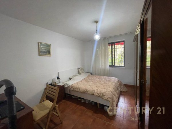 Tirane, jepet me qera apartament 2+1+Aneks+Ballkon Kati 1, 133 m² 2.500 € (Vasil Shanto)