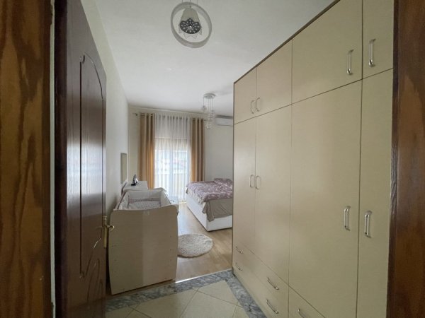 Tirane, jepet me qera apartament 2+1 Kati 2, 90 m² 650 € (Sauk i vjeter)