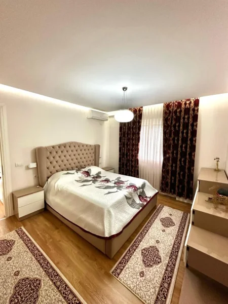 ✨ SHITET: 2+1+Ballkon ( 📍 Kop. Zoologjik - Rr. Eduard Mano) Totalisht i Arreduar & Investuar --  Kati 3, 107 m² (225.000 Euro)