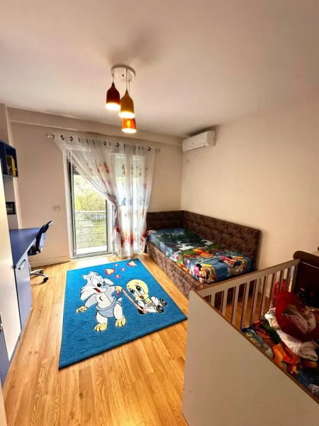 ✨ SHITET: 2+1+Ballkon ( 📍 Kop. Zoologjik - Rr. Eduard Mano) Totalisht i Arreduar & Investuar --  Kati 3, 107 m² (225.000 Euro)