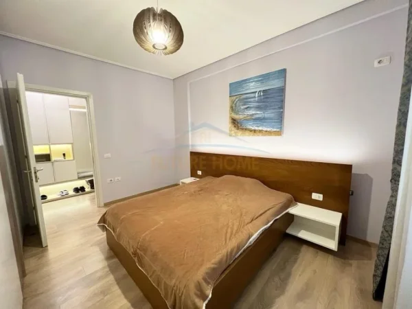 Tirane, shes apartament 1+1+Ballkon Kati 3, 71 m² 155.000 € (Kodra e Diellit)