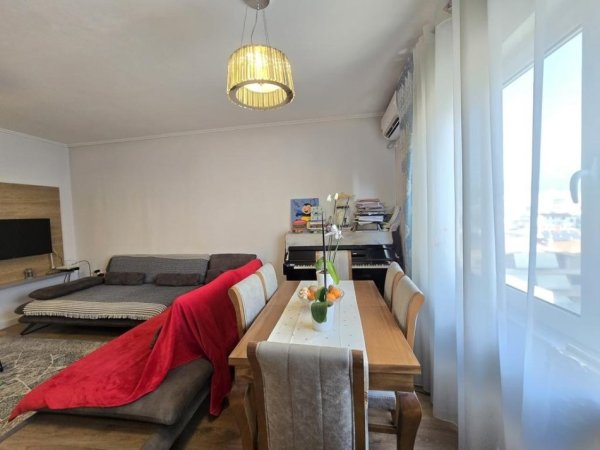 Tirane, jepet me qera apartament 1+1+Aneks+Ballkon Kati 5, 71 m² 450 € (5 maji)