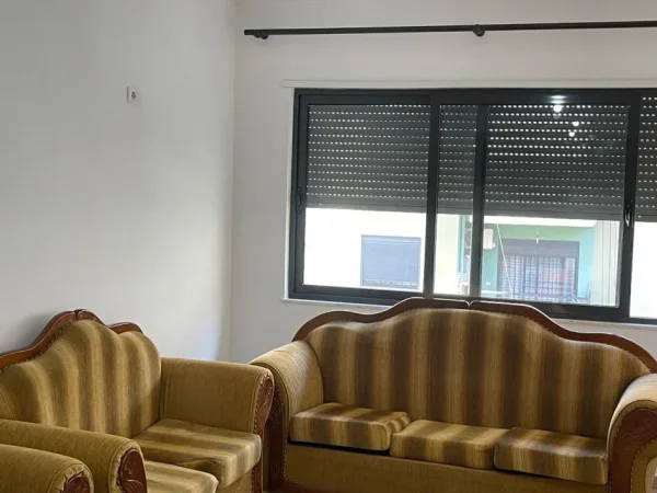 Tirane, jepet me qera apartament 1+1+Ballkon Kati 5, 65 m² 350 € (ASTIR (TEODOR KEKO))