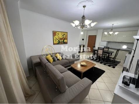 Tirane, jepet me qera apartament 2+1 Kati 4, 86 m² 600 € (Komuna e Parisit)