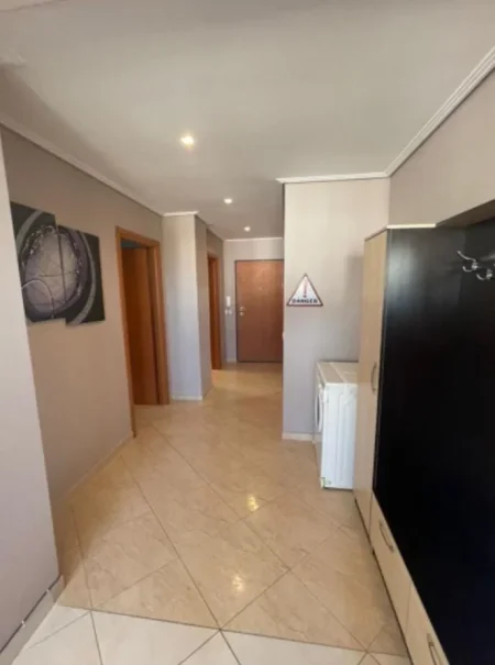 Tirane, shitet apartament 2+1+Aneks+Ballkon Kati 4, 99 m² 200.000 € (rruga ndre mjeda)