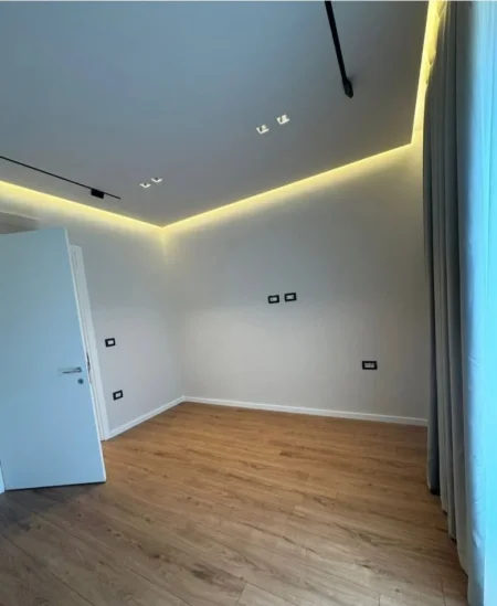 Tirane, shitet apartament 2+1 Kati 2, 113 m² 268.000 € (Liqeni)