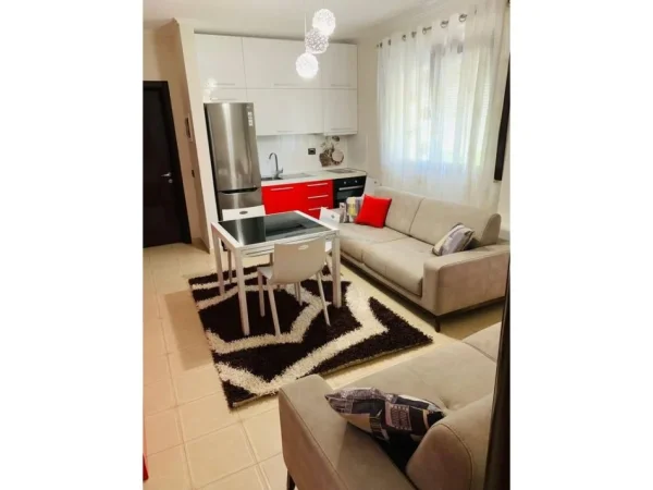 Qera, Apartament 1+1, Kopshti Zoologjik, Tiranë.
