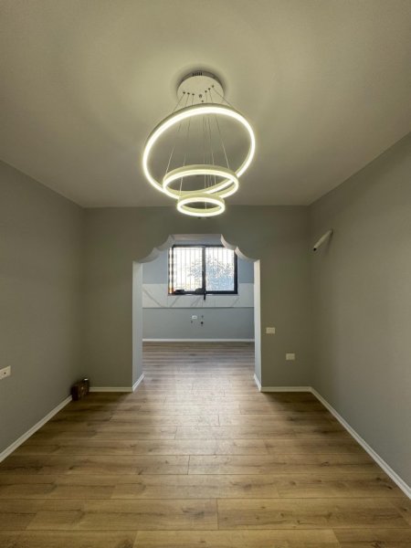 Tirane, shitet apartament 2+1 Kati 2, 75 m² 179.000 € (MYSLYM SHYRI)