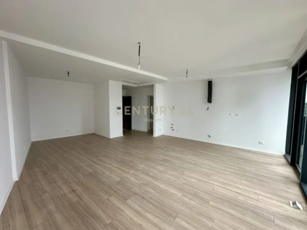 Tirane, jepet me qera apartament Kati 3, 105 m² 1.551 € 