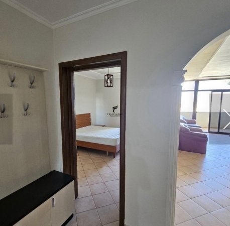 Tirane, jepet me qera apartament 1+1+Ballkon Kati 11, 100 m² 500 € (DELIJORGJI)