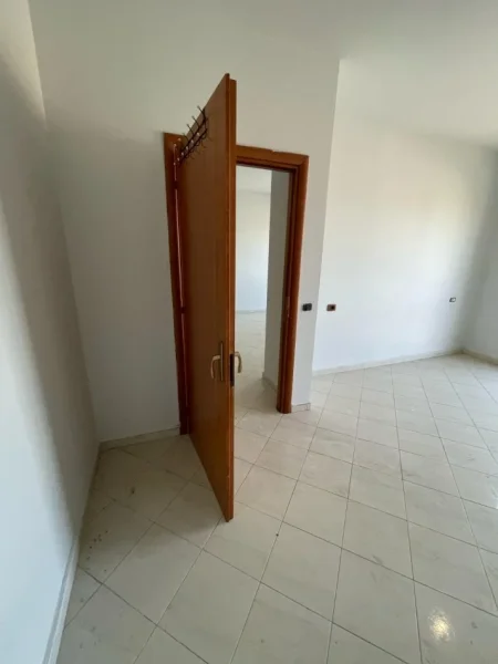 Tirane, shitet apartament 1+1+Ballkon Kati 6, 65 m² 110.000 € (Dritan Hoxha)