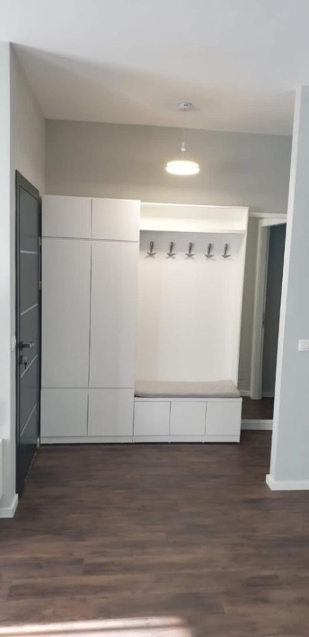 Tirane, jepet me qera apartament 1+1 Kati 1, 67 m² 400 € (Siri Kodra)