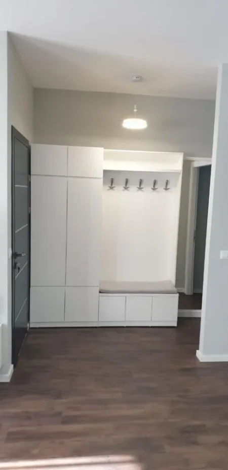 Tirane, Qera 1+1 Kati 1, 67 m² 450 € (Siri Kodra)
